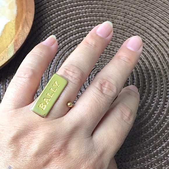 🖤BALLY repurposed ring - Picture 3 of 17